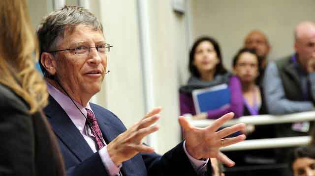 "Bill Gates speaks to staff at DFID" by DFID - UK Department for International Development licensed under CC BY 2.0