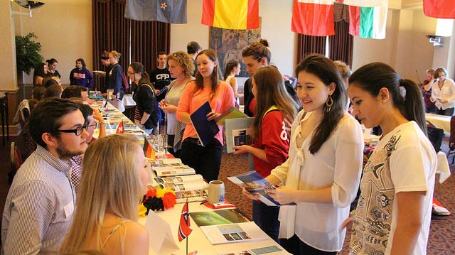"Study Abroad Fair" by roanokecollege licensed under CC BY 2.0